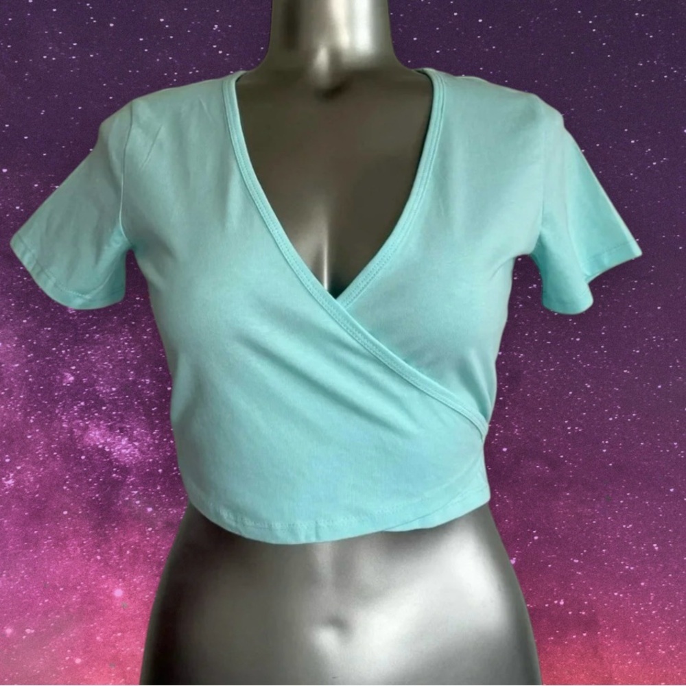 $10 Add-On | Wrap Around Crop Top - Picture 6 of 14